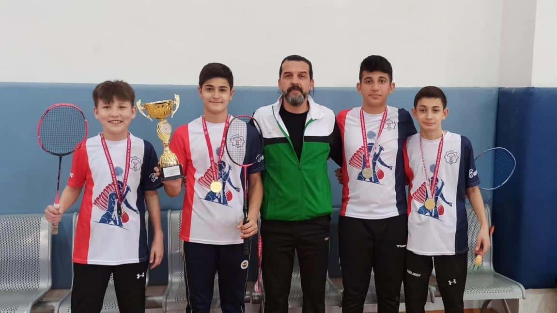 2023/2024 Konya Badminton Okullar  Yıldız Erkek Konya 1.si olduk.